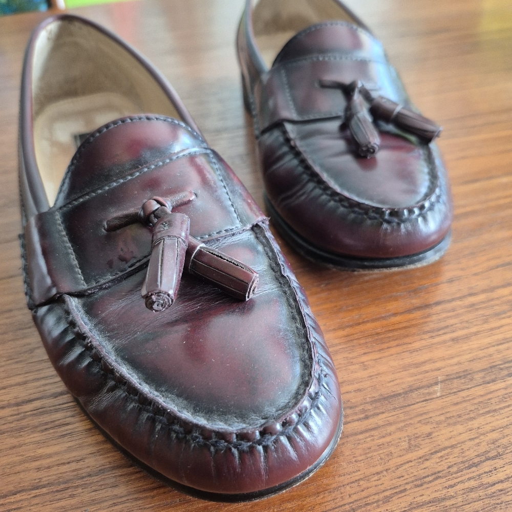 G.H. Bass & Co. wine Brown Tassel Loafers men's 8.5D